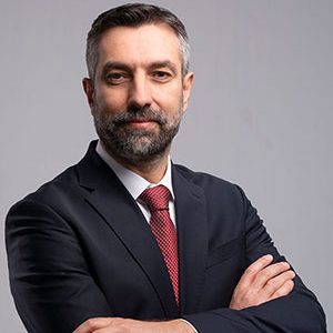 https://furkanakay.com/wp-content/uploads/2020/03/ilhan_ocakli_ozgecmis-e1583154105249.jpg